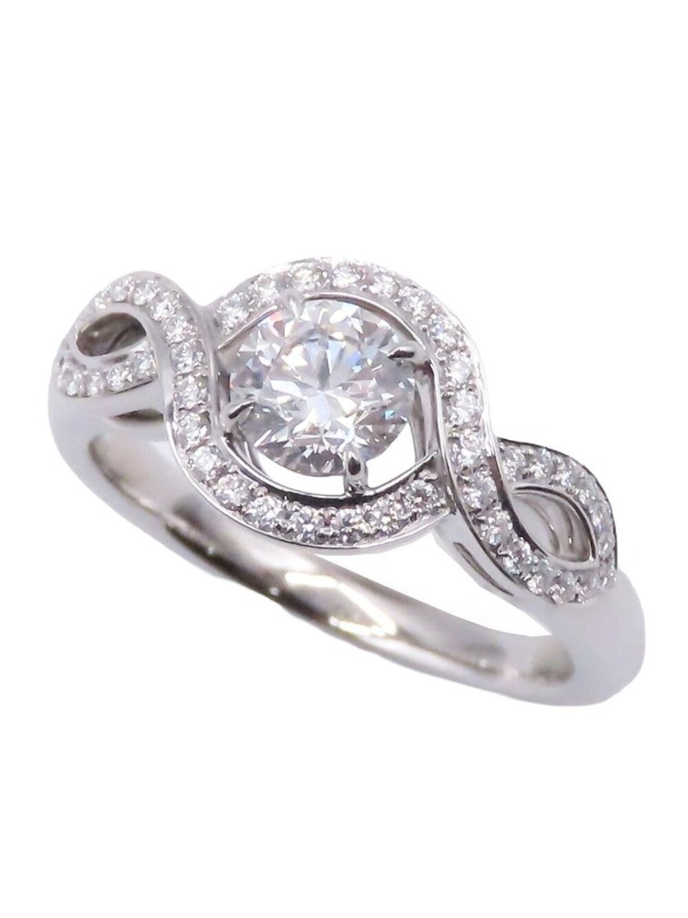 Harry Winston Lily Cluster Platinum Diamond Ring